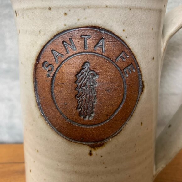 Santa Fe Pottery Mug VTG Handcrafted Stoneware 30 Oz Chili Pepper medallion - Picture 3 of 6